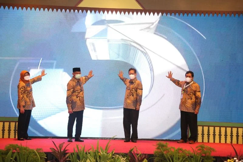 Menko PMK Muhadjir Effendy Luncurkan Padinakes