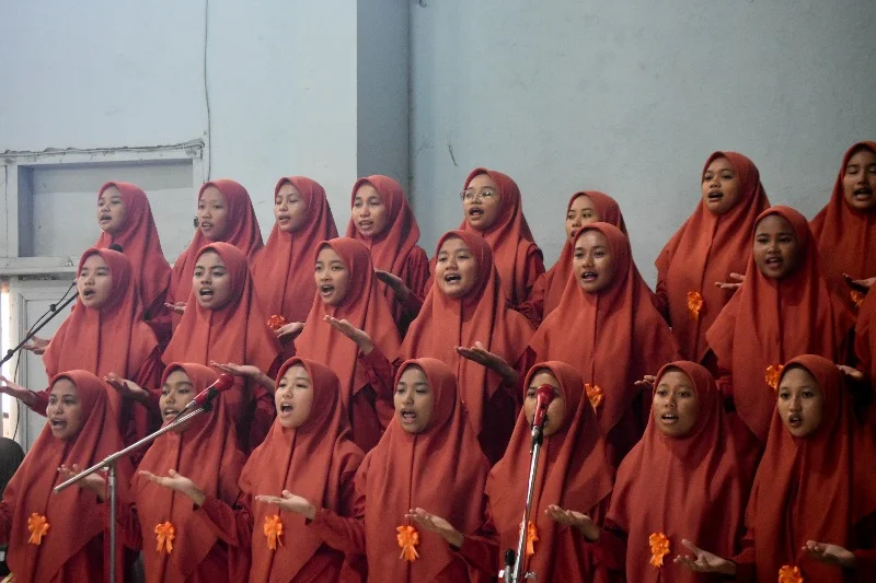 Paduan Suara Ponpes Karangasem Paciran Memukau di Acara Ini