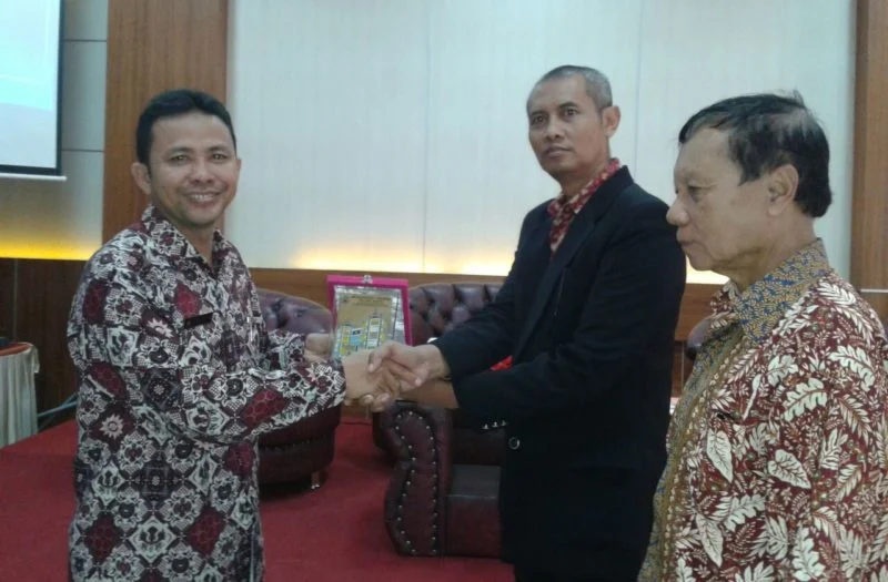 Oleh-oleh Studi Banding: Selain Gedung Bagus, Sekolah Hebat juga Harus Dihuni Pendidik yang Hebat