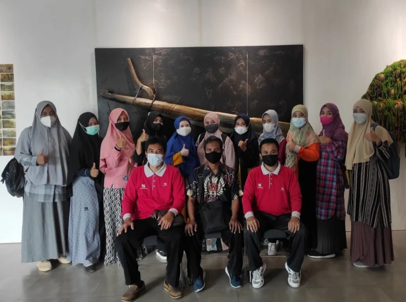 Pameran Seni Rupa Derik, Refreshing dan Referensi Bahan Mengajar