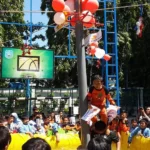 Meriahnya Panjat Pinang Pilpres, Ada Capres-Cawapres Berebut Partai Pendukung