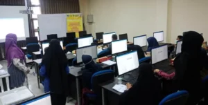 Santri Panti Diajak Kuliah Komputer di UPN