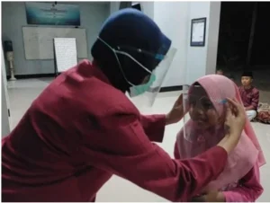 Mahasiswa PMM Ajari Hidup Sehat Santri