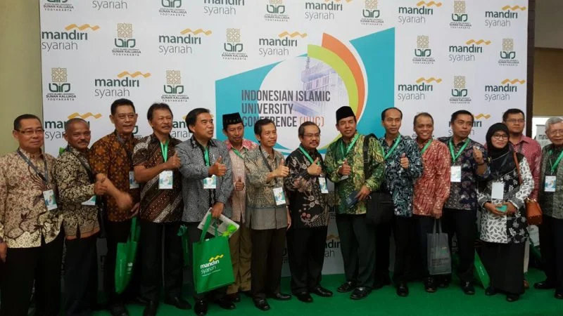 Serius Bahas Perbankan Syariah di Yogyakarta, Para Rektor Itu Tak Lupa …