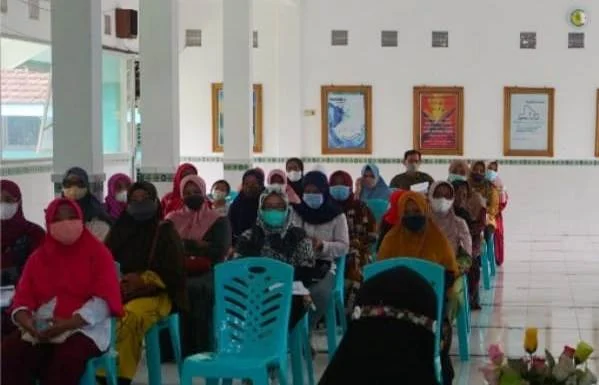 Parenting SMPM 1 Jombang: Mendidik Anak dengan Teladan Terbaik