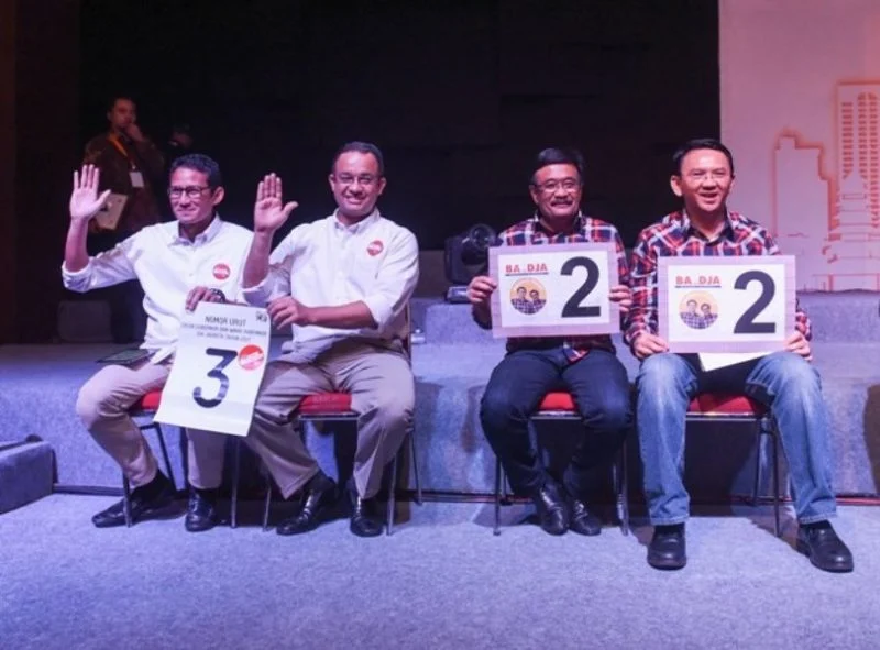 Survey Terbaru LSI Denny JA: Non-Muslim Kompak Dukung Ahok. Dahnil: Semoga Jadi Contoh Umat Islam