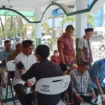 Usai Shalat Jumat, Ada Pashmina Digelar di Teras