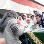 Pashmina Kota Malang Gelar Pemeriksaan Kesehatan untuk Jamaah Shalat Subuh