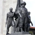 Kapten Barbarossa, si Bajak Laut di Mata Barat, Pahlawan bagi Muslim