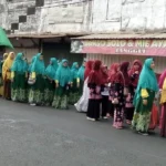 Pawai Milad Aisyiyah Diikuti 1.500 Orang Dimeriahkan Drumband dan Kentongan