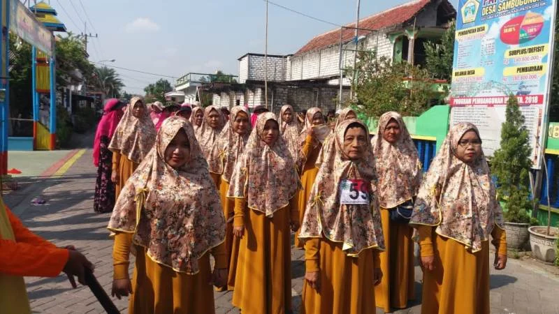 Pawai Taaruf Milad Dimeriahkan 2.000 Peserta Tua Muda