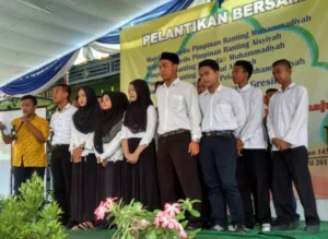 KH Farid Anwar dalam Pelantikan Bersama AMM Gumeno: Jangan karena Aktif di Persarikatan Keluarga Berantakan