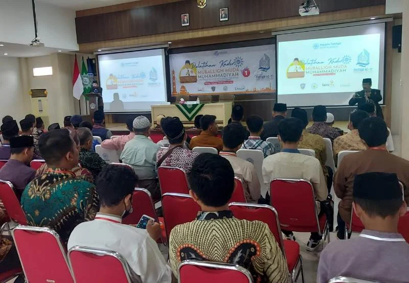 Bolehkah Khotib Minta Diganti di Tengah Khotbah Jumat?