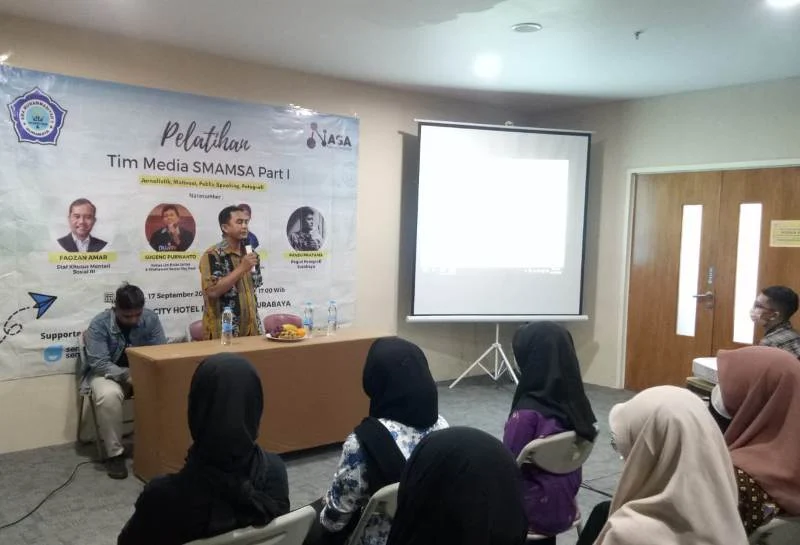 Tim Media Smamsa Gelar Pelatihan Jurnalistik dan Public Speaking