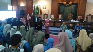 Seminar Penguatan Kompetensi Guru, Begini Isinya