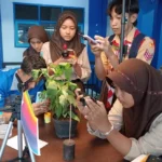 SMK Muda Genteng Gelar Pengenalan Macrophone Photography