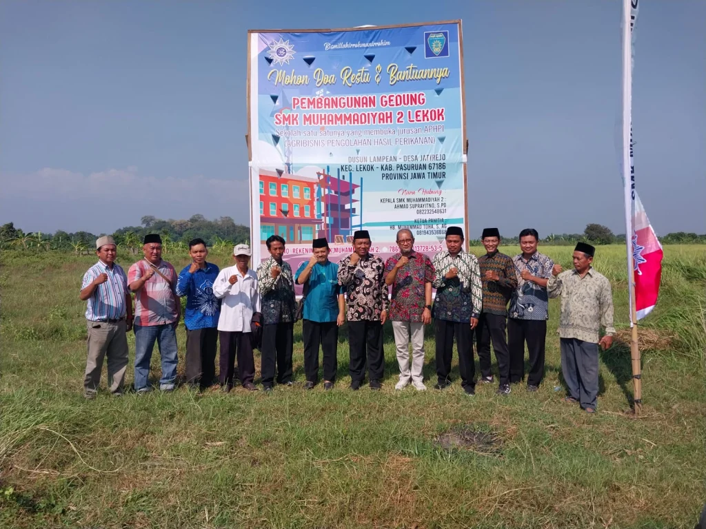 Peletakan Batu Pertama Pembangunan Gedung SMK Perikanan Muhammadiyah 2 Lekok