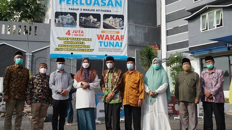 Walikota Batu Letakkan Batu Perluasan Masjid At-Taqwa