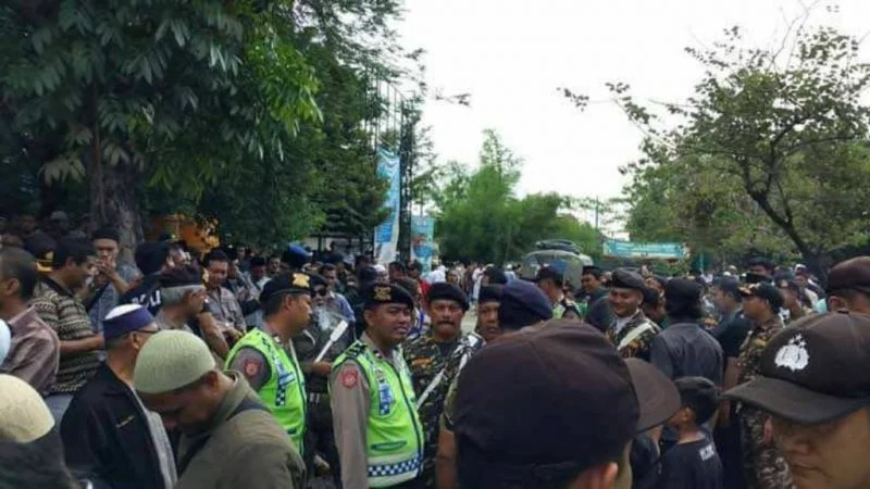 Pembubaran Pengajian Khalid Basalamah: Benarkah Ceramah yang Mengolok-olok Monopoli Kelompok Ini?