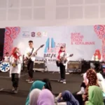 Penampilan Apik Siswa SD Muhammadiyah 18 Surabaya Hipnotis Pengunjung Batik Fest 2017