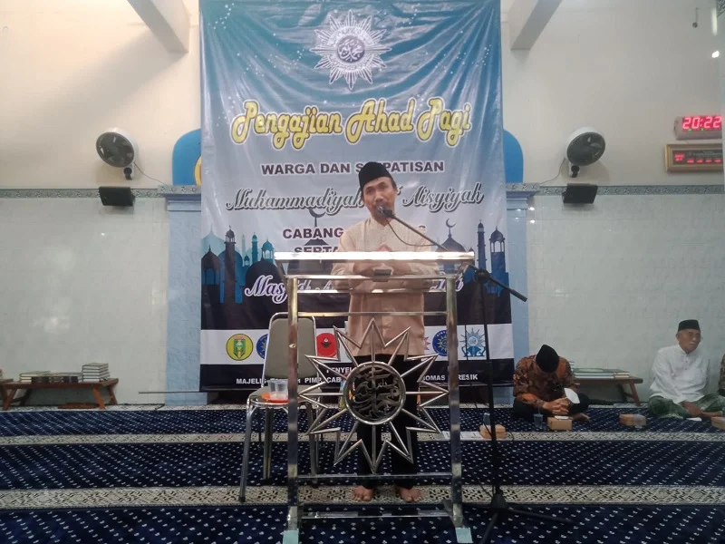 Perumpaaan Pohon Kurma dan Lebah Dibahas di Pengajian Ahad Ini