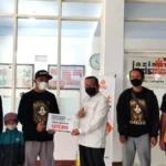 Pengusaha Sablon Kaos Lumajang Berdonasi PPKM via Lazismu