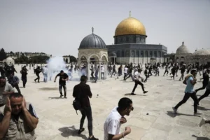 Gencatan Senjata Baru Dicapai, Israel Serbu Masjid Al Aqsa