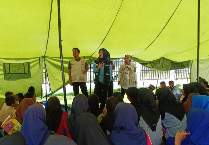 Tim MDMC Gelar Penyuluhan HIV/AIDS di Sekolah Tenda