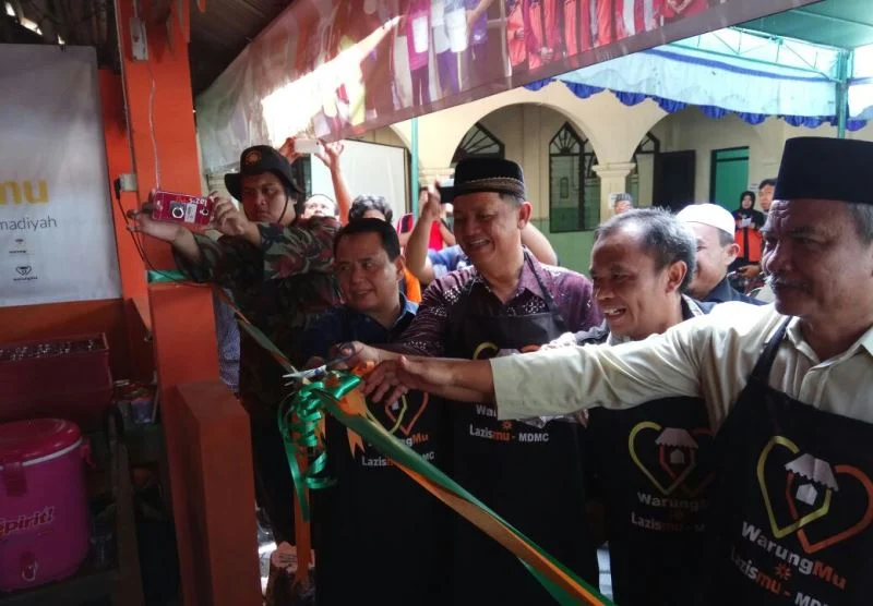 ‘Warungmu’: Warung Makan Gratis yang Seketika Bisa Disulap Jadi Dapur Umum untuk Korban Bencana