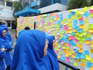Begini Reaksi Guru ketika Membaca Kesan Siswa di HGN