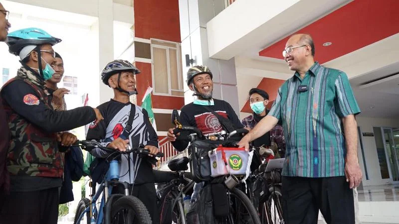Penggembira dari Kalimantan Hadiri Muktamar Naik Sepeda