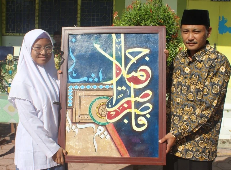 Ribuan Santri Ikuti Upacara Tahun Ajaran Baru di Pondok Ini