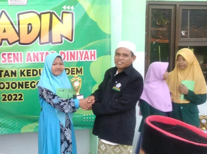 Siswi MTs Muda Juara MTQ