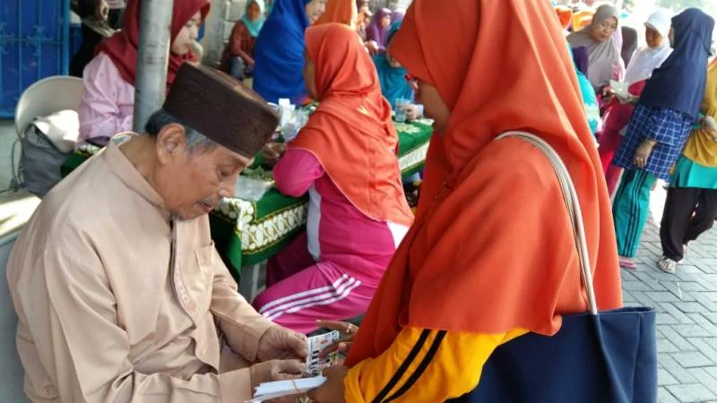 Lucunya ketika Lansia Ikuti Senam Aerobik dan Sosialisasi Coblosan