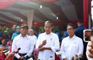 Didampingi Muhadjir,  Presiden Tinjau Pengukuran dan Intervensi Serentak Pencegahan Stunting