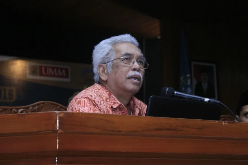 Munir Mulkhan: Muhammadiyah Itu Bekerja Atas Dasar Kemanusiaan