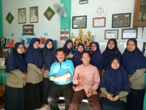 Wader Lunch, Hadiah SD Muhammadiyah 24 Surabaya untuk Sang Profesor