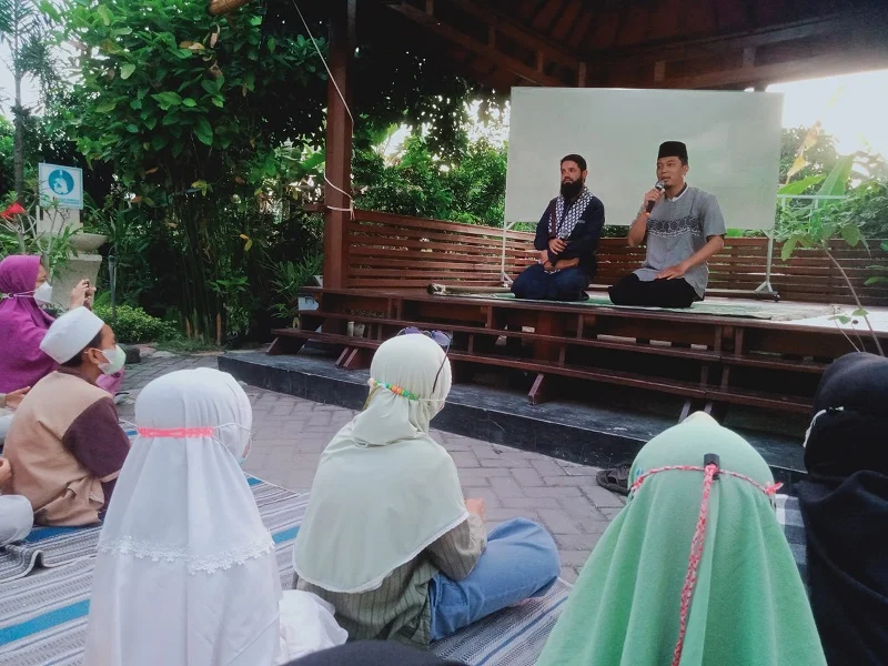 Monitoring Pembiasan, SD Almadany Adakan Program Akar