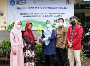UMM Inisiasi Desa Tawangsari untuk Tingkatkan Nilai Tanaman Toga