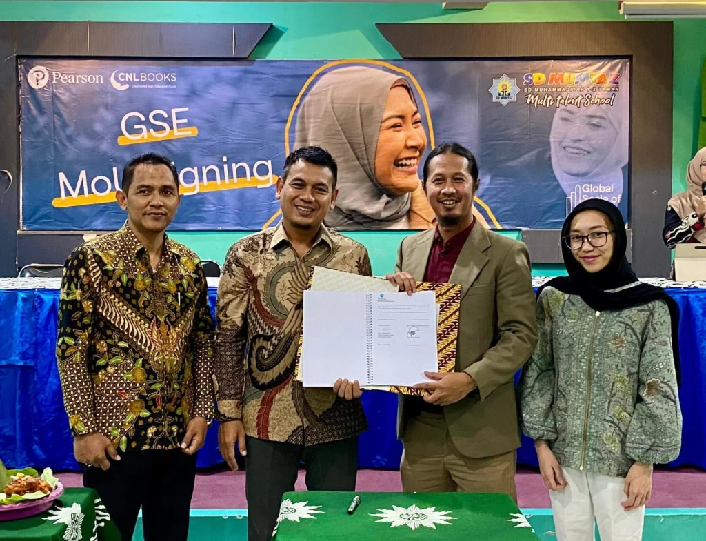 SD Mumtaz Resmi Gandeng GSE Pearson untuk Kurikulum Internasional