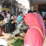 Nikmatnya Punten Pecel di Warung Pinggir Sawah Ini Bikin Heboh