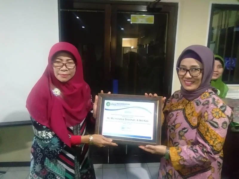 Setelah Pensiun, Inilah Kesan Bidan yang 35 Tahun Bekerja di Rumah Sakit Ini