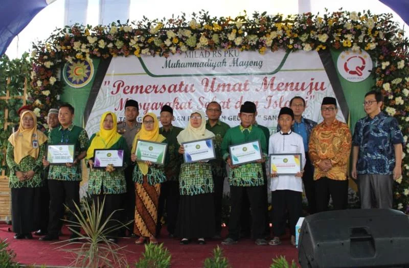 RS PKU Jepara Beri Penghargaan kepada Karyawan