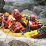 Serunya Siswa ICP Spemdalas Rafting di Fantastic Trip