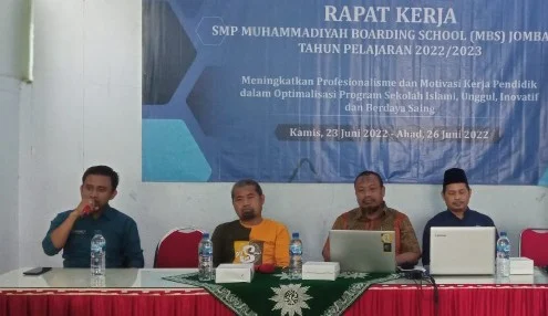 MBS Jombang Programkan Bonus Umrah, Perumahan, dan Dana Pensiun
