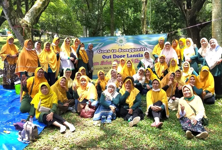 Raker Plus Wisata Songgoriti ala Aisyiyah Cabang Sidoarjo