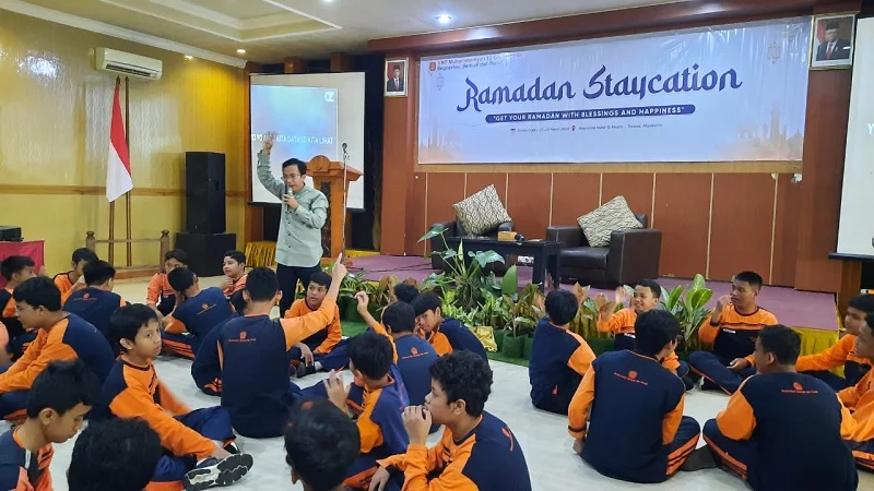 Siswa Spemdalas Belajar Self Management di Ramadhan Staycation