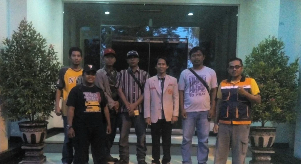 Setelah Tim Medis, Kini Muhammadiyah Jatim Berangkatkan Tim Non Medis untuk Pemulihan Pasca Banjir Bima