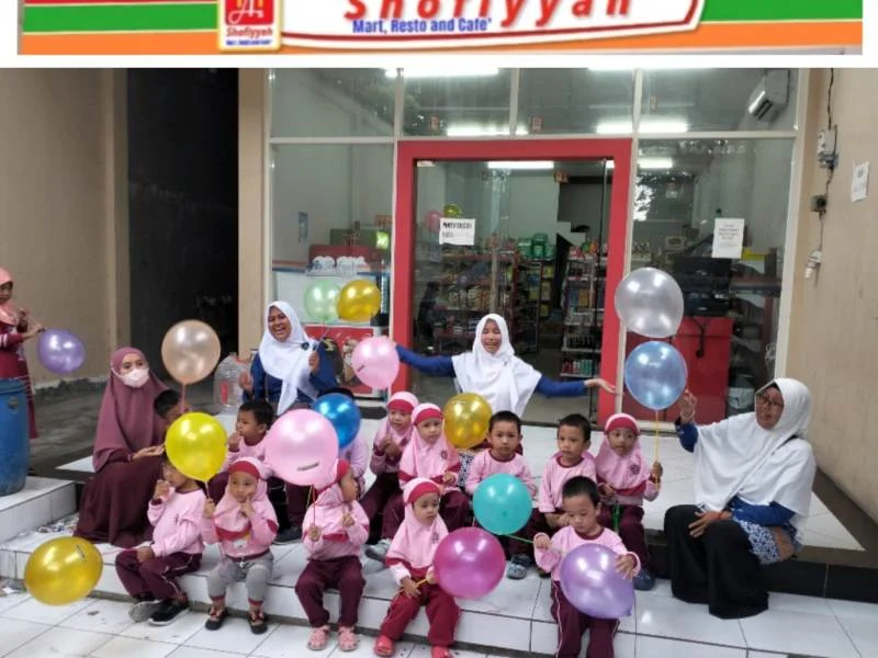 Acara Belanja, Siswa Malah Ingin Renang  