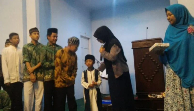 Dai Cilik Ricki yang Membuat Penghuni LP Wanita Sukun Menangis Haru